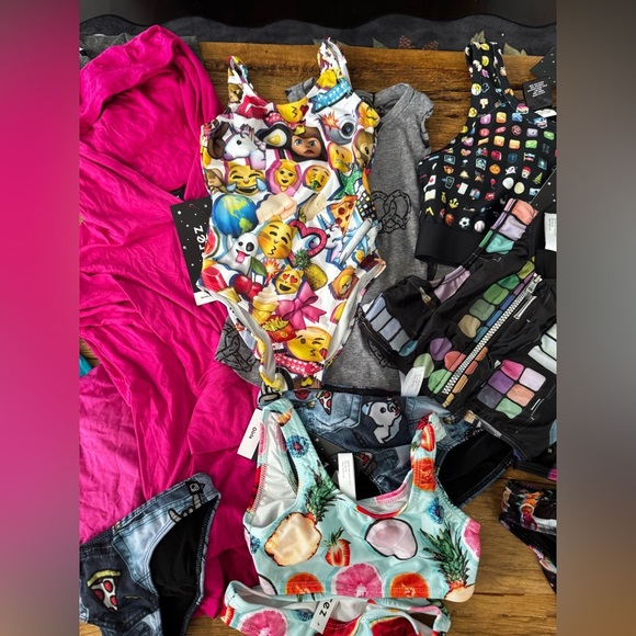 HUGE BUNDLE of Terez Girls Clothing! 19 pieces! All NWT! Array of sizes!! - Picture 5 of 11